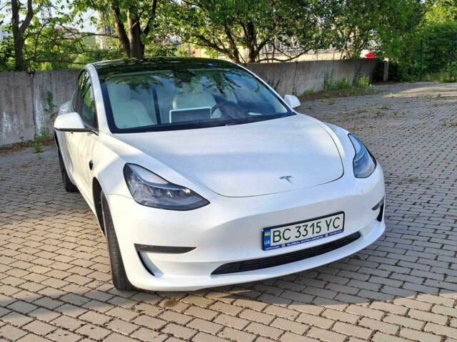 Белый Тесла Модель 3, объемом двигателя 0 л и пробегом 95 тыс. км за 20900 $, фото 1 на Automoto.ua