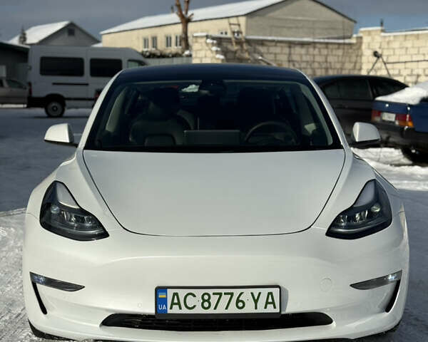 Білий Тесла Модель 3, об'ємом двигуна 0 л та пробігом 114 тис. км за 19500 $, фото 24 на Automoto.ua