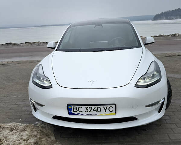 Білий Тесла Модель 3, об'ємом двигуна 0 л та пробігом 115 тис. км за 19999 $, фото 37 на Automoto.ua