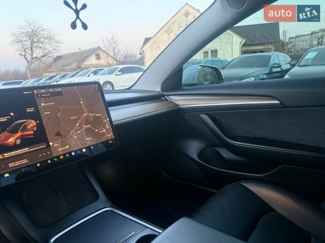 Белый Тесла Модель 3, объемом двигателя 0 л и пробегом 85 тыс. км за 17500 $, фото 12 на Automoto.ua