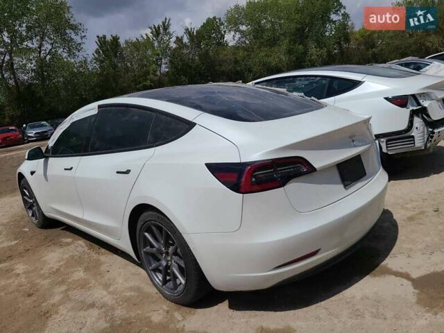 Белый Тесла Модель 3, объемом двигателя 0 л и пробегом 27 тыс. км за 19750 $, фото 11 на Automoto.ua