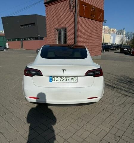 Білий Тесла Модель 3, об'ємом двигуна 0 л та пробігом 107 тис. км за 19800 $, фото 12 на Automoto.ua