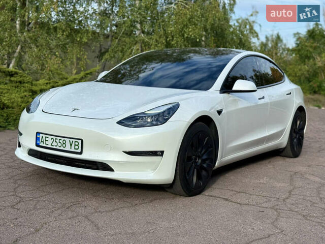 Белый Тесла Модель 3, объемом двигателя 0 л и пробегом 67 тыс. км за 22000 $, фото 17 на Automoto.ua