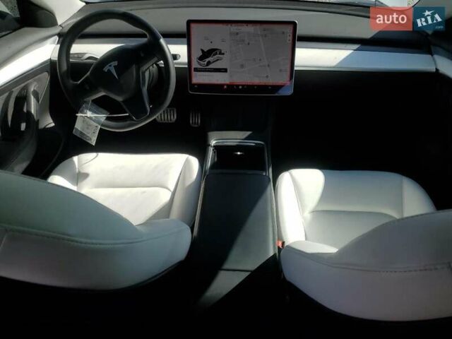 Білий Тесла Модель 3, об'ємом двигуна 0 л та пробігом 65 тис. км за 18000 $, фото 7 на Automoto.ua
