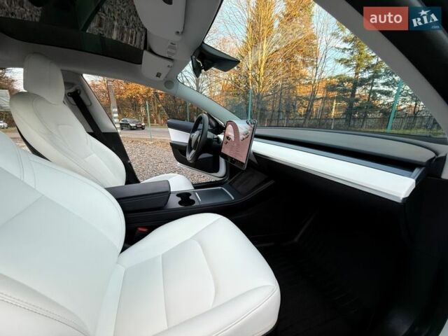 Білий Тесла Модель 3, об'ємом двигуна 0 л та пробігом 100 тис. км за 20799 $, фото 44 на Automoto.ua