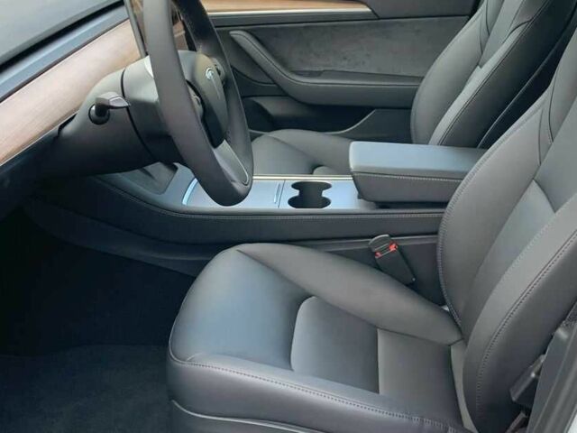 Білий Тесла Модель 3, об'ємом двигуна 0 л та пробігом 52 тис. км за 14200 $, фото 4 на Automoto.ua