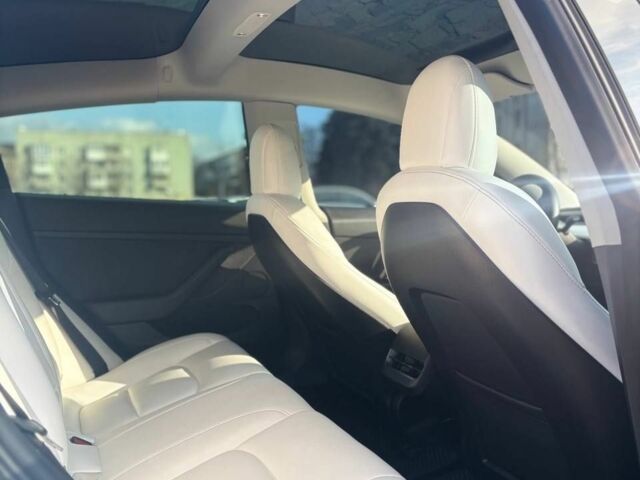 Білий Тесла Модель 3, об'ємом двигуна 0 л та пробігом 108 тис. км за 17500 $, фото 13 на Automoto.ua