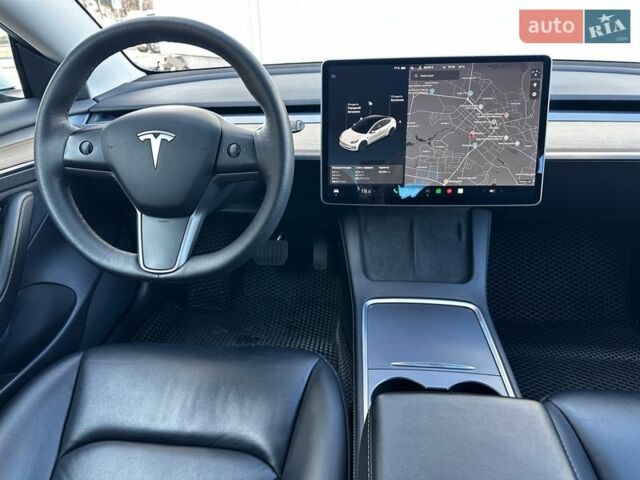 Білий Тесла Модель 3, об'ємом двигуна 0 л та пробігом 65 тис. км за 17950 $, фото 27 на Automoto.ua