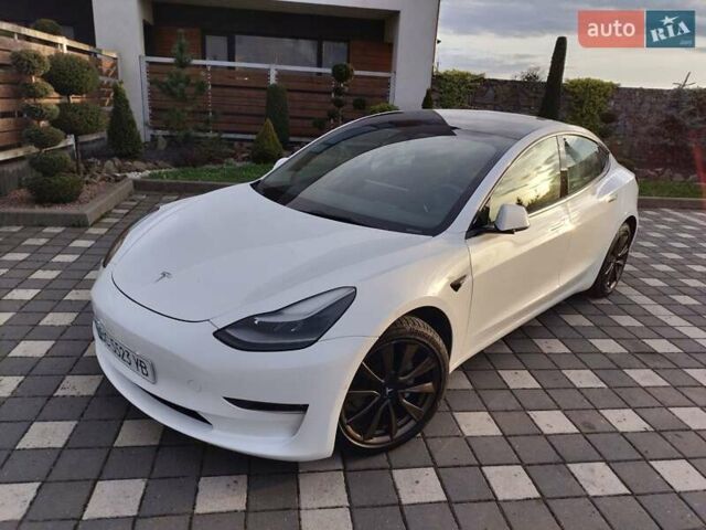 Белый Тесла Модель 3, объемом двигателя 0 л и пробегом 105 тыс. км за 16950 $, фото 12 на Automoto.ua