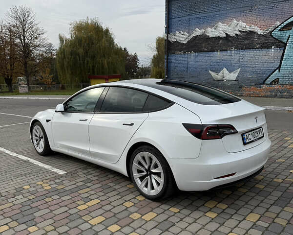 Белый Тесла Модель 3, объемом двигателя 0 л и пробегом 98 тыс. км за 19000 $, фото 2 на Automoto.ua