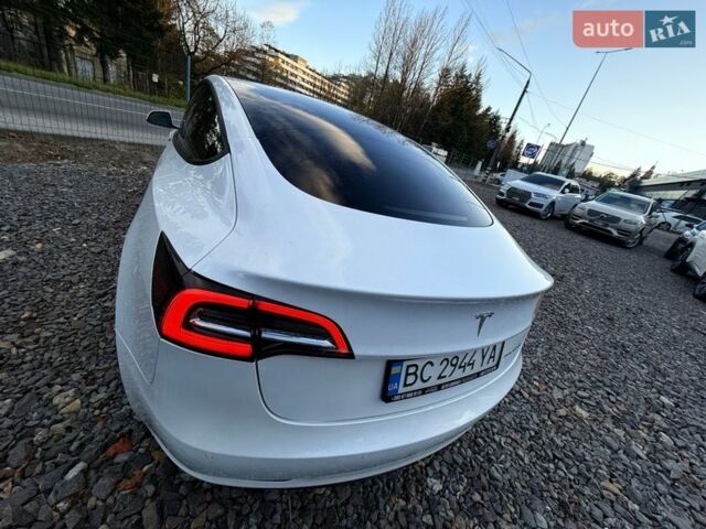 Білий Тесла Модель 3, об'ємом двигуна 0 л та пробігом 100 тис. км за 20799 $, фото 60 на Automoto.ua