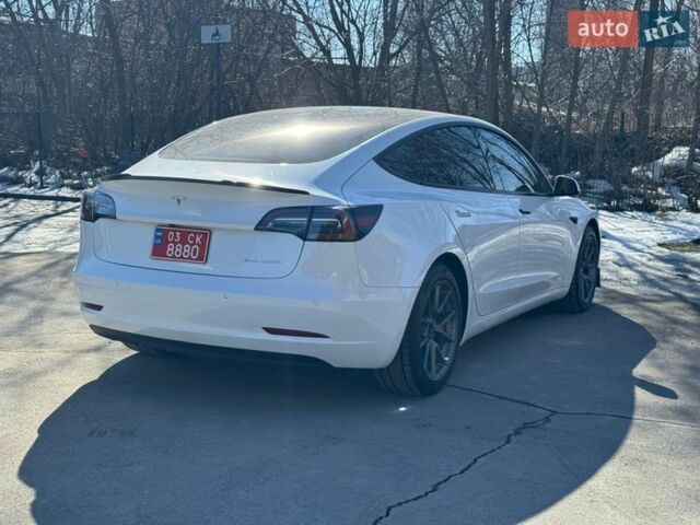 Білий Тесла Модель 3, об'ємом двигуна 0 л та пробігом 77 тис. км за 19800 $, фото 5 на Automoto.ua
