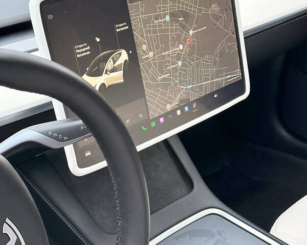 Білий Тесла Модель 3, об'ємом двигуна 0 л та пробігом 84 тис. км за 16700 $, фото 2 на Automoto.ua