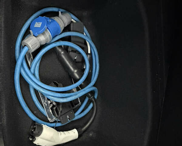 Білий Тесла Модель 3, об'ємом двигуна 0 л та пробігом 64 тис. км за 24900 $, фото 15 на Automoto.ua