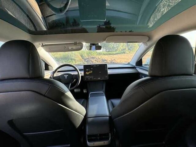 Білий Тесла Модель 3, об'ємом двигуна 0 л та пробігом 71 тис. км за 15000 $, фото 10 на Automoto.ua