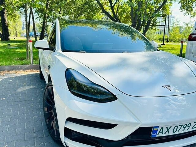 Белый Тесла Модель 3, объемом двигателя 0 л и пробегом 43 тыс. км за 17500 $, фото 2 на Automoto.ua