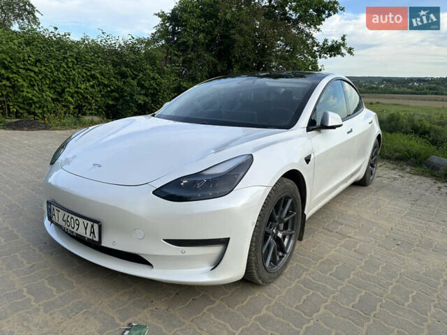 Белый Тесла Модель 3, объемом двигателя 0 л и пробегом 126 тыс. км за 15000 $, фото 12 на Automoto.ua