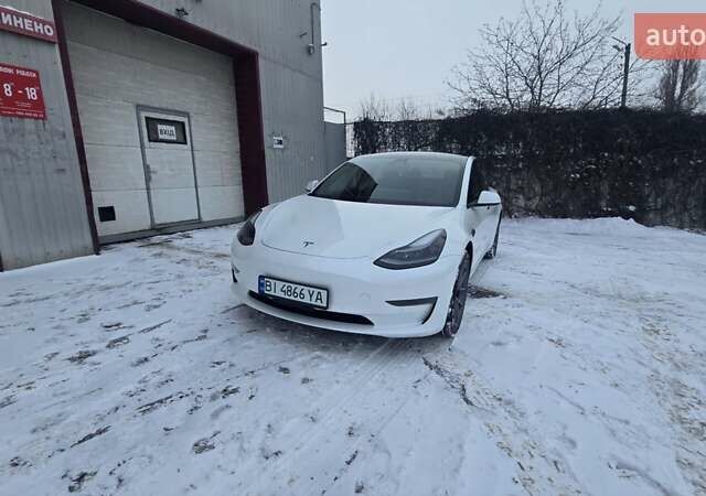 Белый Тесла Модель 3, объемом двигателя 0 л и пробегом 64 тыс. км за 22500 $, фото 7 на Automoto.ua