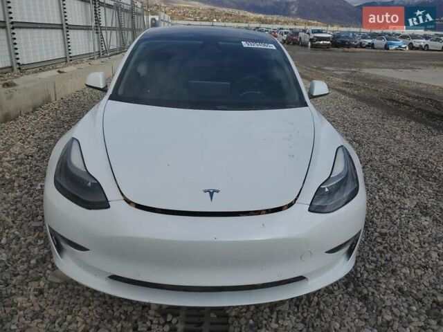 Белый Тесла Модель 3, объемом двигателя 0 л и пробегом 92 тыс. км за 8800 $, фото 4 на Automoto.ua