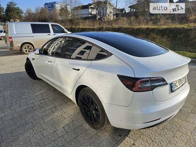 Белый Тесла Модель 3, объемом двигателя 0 л и пробегом 35 тыс. км за 22500 $, фото 9 на Automoto.ua