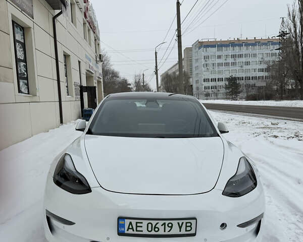 Білий Тесла Модель 3, об'ємом двигуна 0 л та пробігом 205 тис. км за 17500 $, фото 5 на Automoto.ua