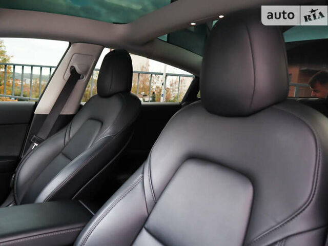 Белый Тесла Модель 3, объемом двигателя 0 л и пробегом 35 тыс. км за 21000 $, фото 9 на Automoto.ua