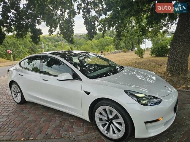 Тесла Модель 3 2021 в Кропивницком (Кировограде) на Automoto.ua Белый Тесла Модель 3, объемом двигателя 0 л и пробегом 20 тыс. км за 29500 $, фото 23 на Automoto.ua