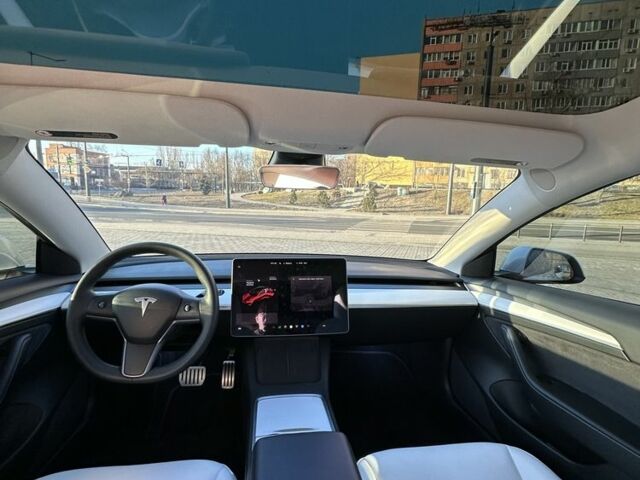 Білий Тесла Модель 3, об'ємом двигуна 0 л та пробігом 71 тис. км за 23600 $, фото 14 на Automoto.ua