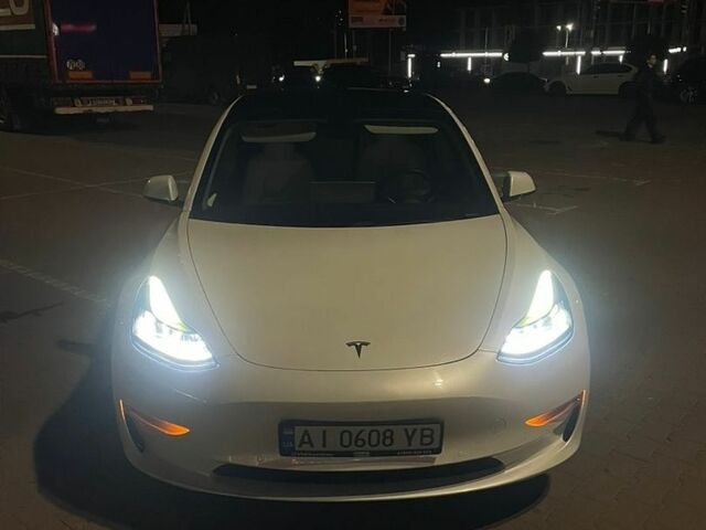 Белый Тесла Модель 3, объемом двигателя 0 л и пробегом 87 тыс. км за 18400 $, фото 2 на Automoto.ua