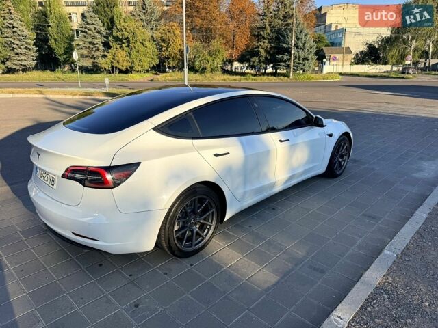 Білий Тесла Модель 3, об'ємом двигуна 0 л та пробігом 183 тис. км за 14750 $, фото 65 на Automoto.ua