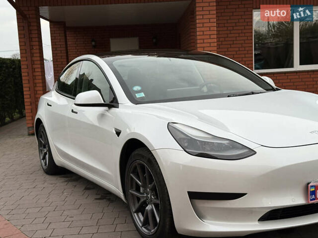 Білий Тесла Модель 3, об'ємом двигуна 0 л та пробігом 166 тис. км за 14900 $, фото 31 на Automoto.ua
