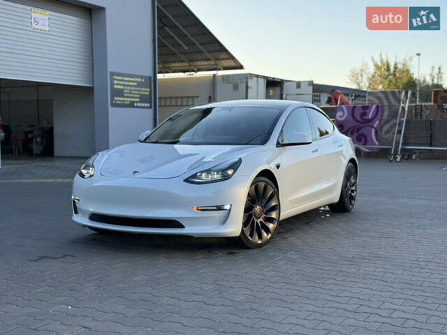 Белый Тесла Модель 3, объемом двигателя 0 л и пробегом 87 тыс. км за 18500 $, фото 27 на Automoto.ua
