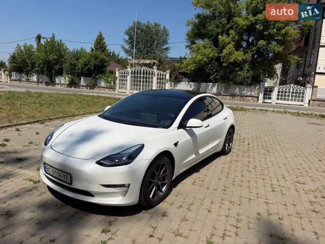 Білий Тесла Модель 3, об'ємом двигуна 0 л та пробігом 80 тис. км за 15990 $, фото 5 на Automoto.ua