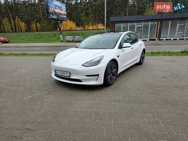 Білий Тесла Модель 3, об'ємом двигуна 0 л та пробігом 103 тис. км за 19000 $, фото 2 на Automoto.ua