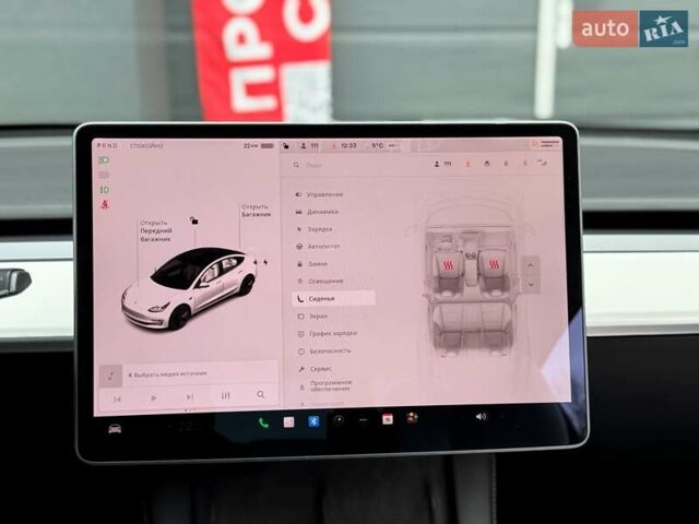 Белый Тесла Модель 3, объемом двигателя 0 л и пробегом 85 тыс. км за 19000 $, фото 19 на Automoto.ua