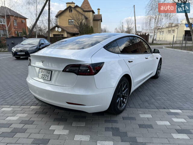 Белый Тесла Модель 3, объемом двигателя 0 л и пробегом 37 тыс. км за 19999 $, фото 47 на Automoto.ua