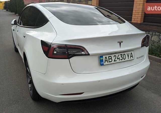 Тесла Модель 3 2021 в Виннице на Automoto.ua Белый Тесла Модель 3, объемом двигателя 0 л и пробегом 78 тыс. км за 29500 $, фото 2 на Automoto.ua