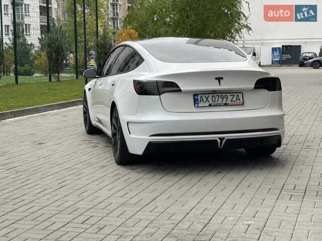 Тесла Модель 3 2021 у Дніпро (Дніпропетровську) на Automoto.ua Білий Тесла Модель 3, об'ємом двигуна 0 л та пробігом 37 тис. км за 18900 $, фото 4 на Automoto.ua
