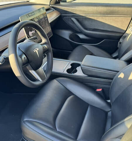 Белый Тесла Модель 3, объемом двигателя 0 л и пробегом 88 тыс. км за 22900 $, фото 15 на Automoto.ua