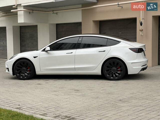 Тесла Модель 3 2021 у Дніпро (Дніпропетровську) на Automoto.ua Білий Тесла Модель 3, об'ємом двигуна 0 л та пробігом 37 тис. км за 18900 $, фото 6 на Automoto.ua
