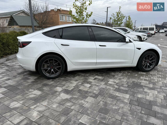 Білий Тесла Модель 3, об'ємом двигуна 0 л та пробігом 126 тис. км за 20000 $, фото 6 на Automoto.ua