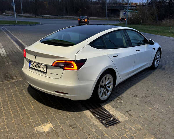 Белый Тесла Модель 3, объемом двигателя 0 л и пробегом 91 тыс. км за 22100 $, фото 8 на Automoto.ua