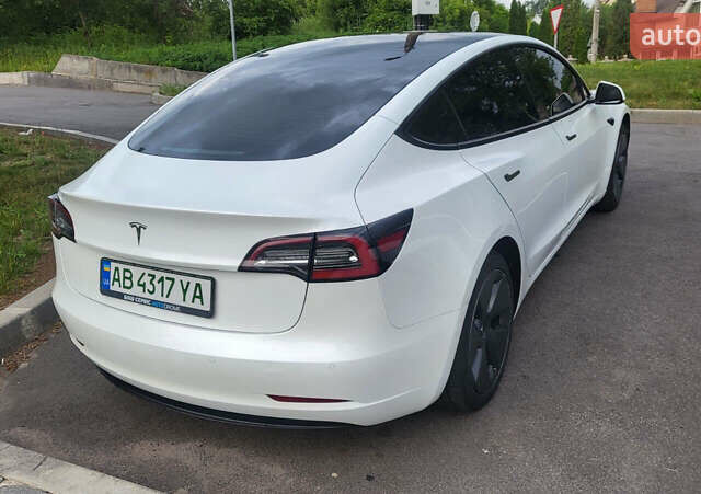 Белый Тесла Модель 3, объемом двигателя 0 л и пробегом 107 тыс. км за 19000 $, фото 4 на Automoto.ua