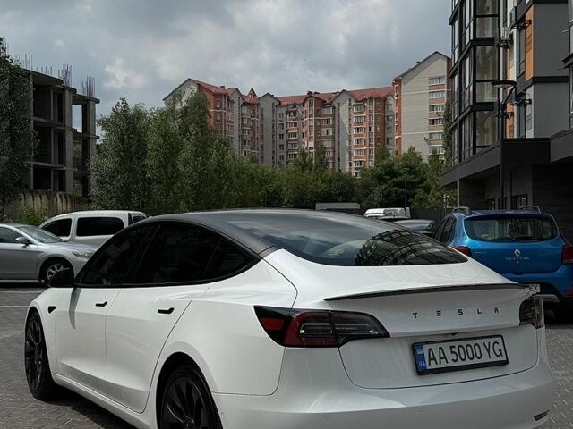 Білий Тесла Модель 3, об'ємом двигуна 0 л та пробігом 85 тис. км за 24900 $, фото 4 на Automoto.ua