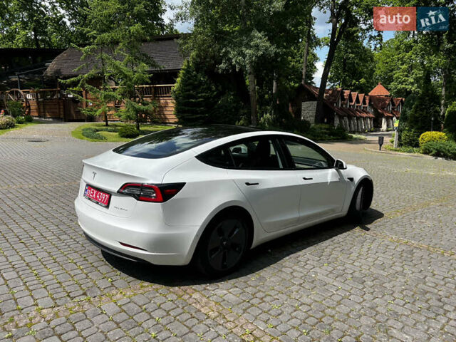 Білий Тесла Модель 3, об'ємом двигуна 0 л та пробігом 196 тис. км за 15400 $, фото 3 на Automoto.ua