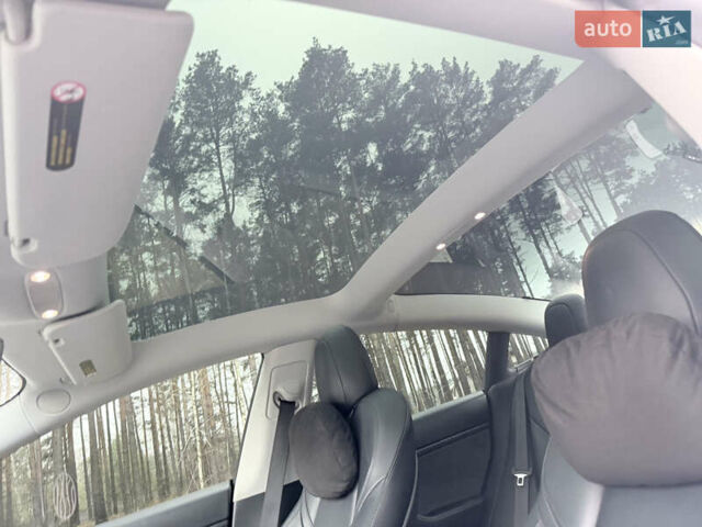 Білий Тесла Модель 3, об'ємом двигуна 0 л та пробігом 119 тис. км за 20800 $, фото 13 на Automoto.ua