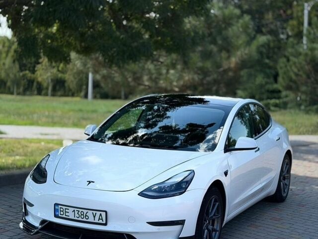 Білий Тесла Модель 3, об'ємом двигуна 0 л та пробігом 176 тис. км за 20500 $, фото 10 на Automoto.ua