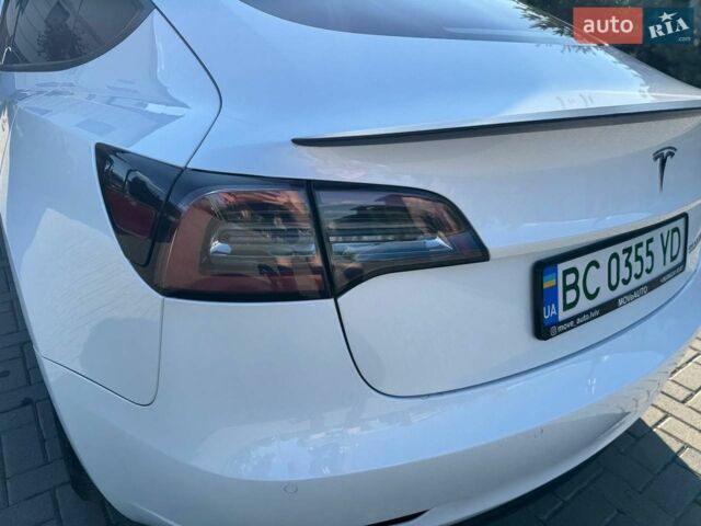 Белый Тесла Модель 3, объемом двигателя 0 л и пробегом 75 тыс. км за 21600 $, фото 8 на Automoto.ua