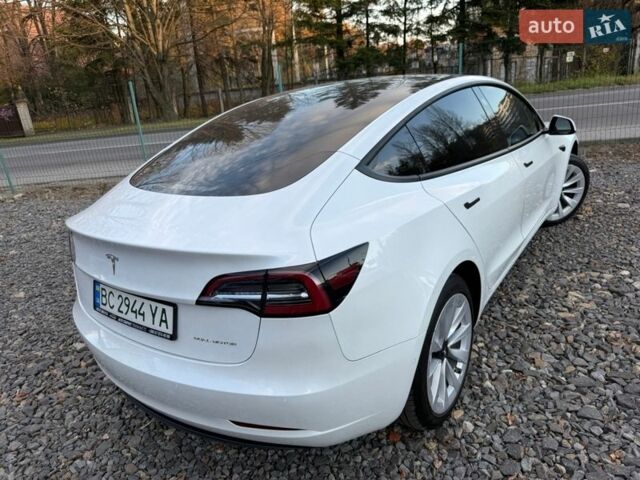 Білий Тесла Модель 3, об'ємом двигуна 0 л та пробігом 100 тис. км за 20799 $, фото 12 на Automoto.ua
