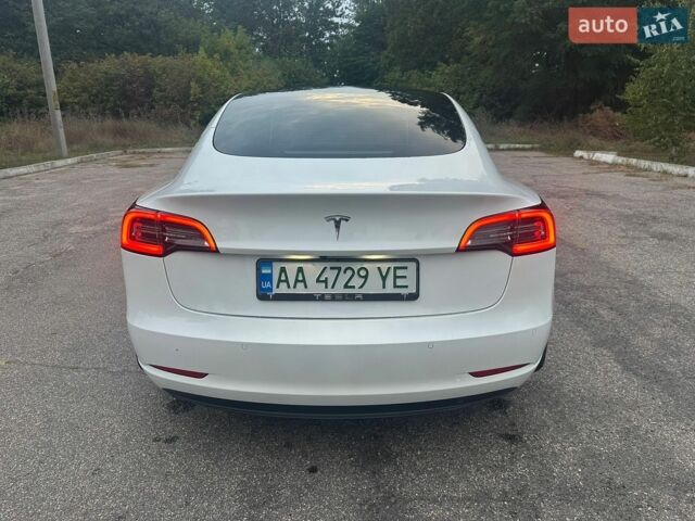 Белый Тесла Модель 3, объемом двигателя 0 л и пробегом 98 тыс. км за 18750 $, фото 14 на Automoto.ua